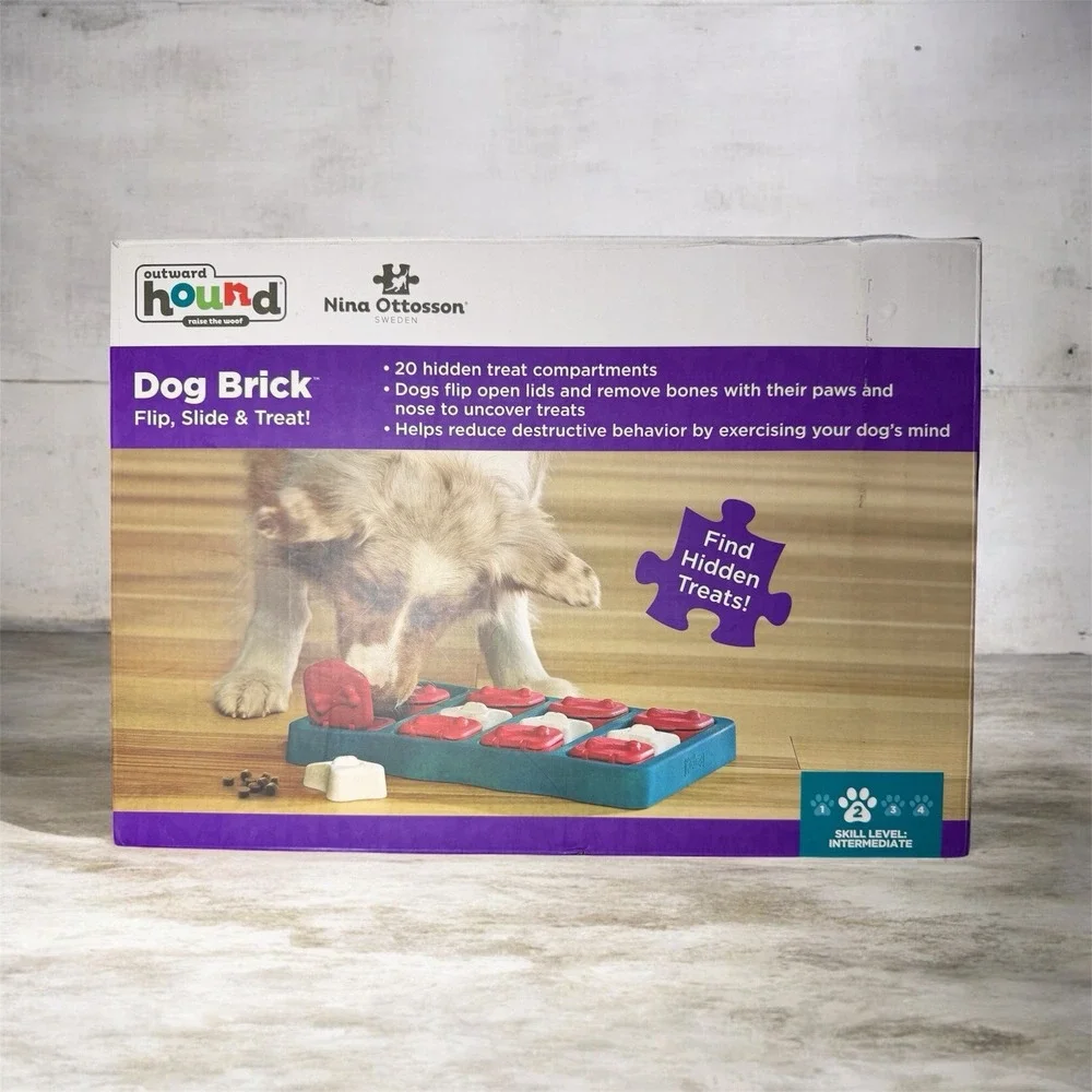 NINA OTTOSSON Outward Hound Level 2 Dog Brick Flip, Slide & Treat Puzzle‎ Toy